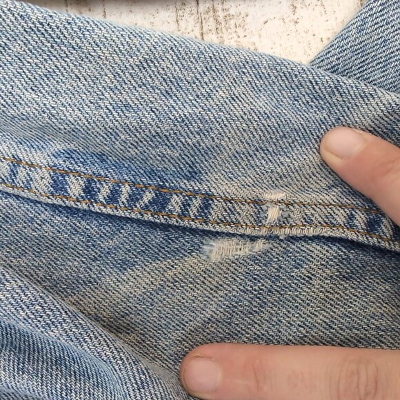 Levi’s 70505 Denim Trucker Jacket Light Wash Made in USA Orange Tab – Men’s 46 - Picture 11 of 14